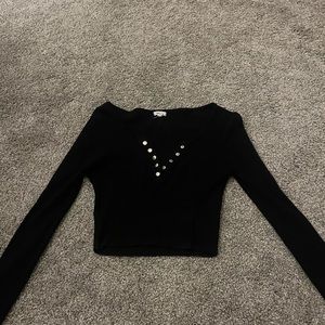 Black garage sweater top (fitted)